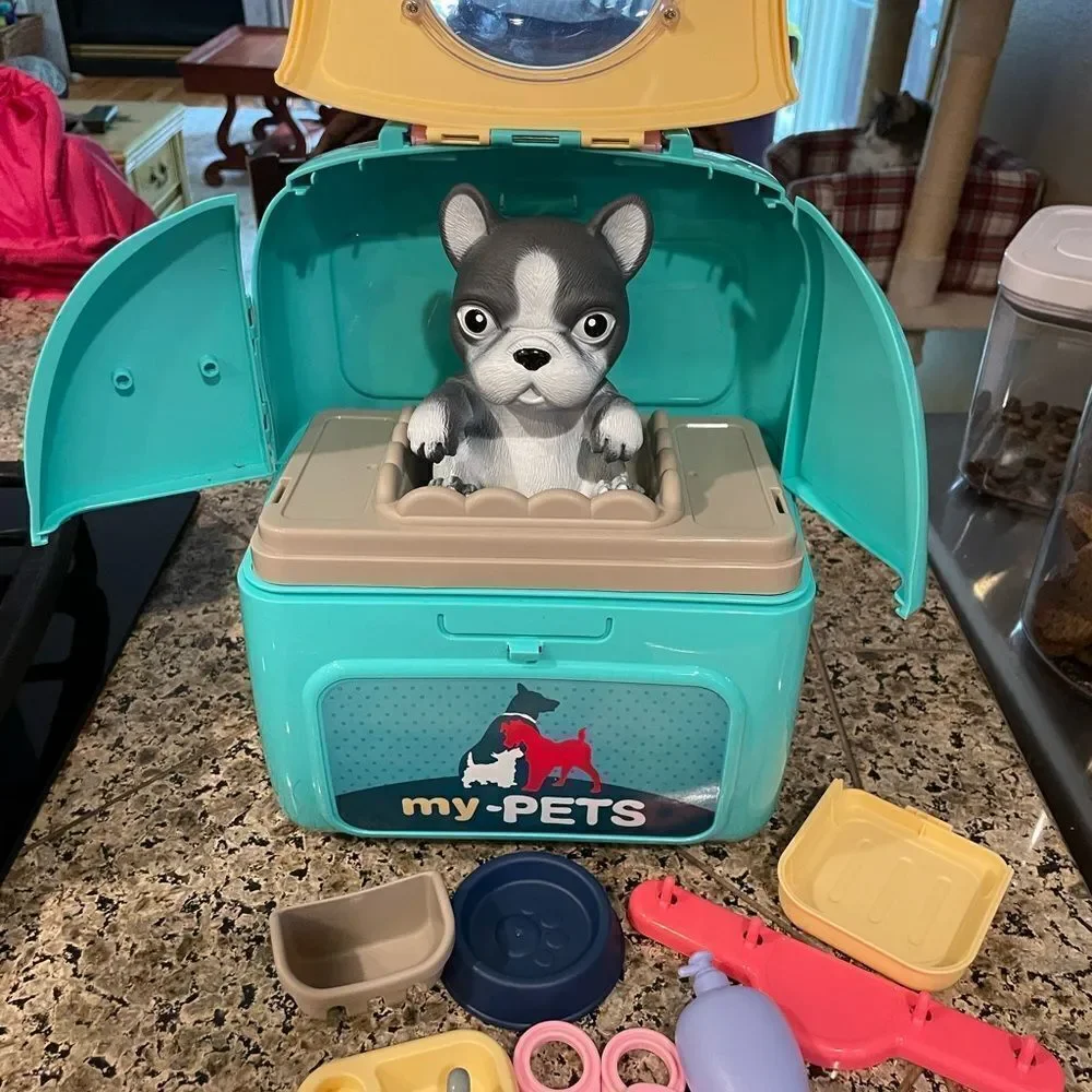 My Pets Play Vet Pet Care dog and Backpack with Accessories